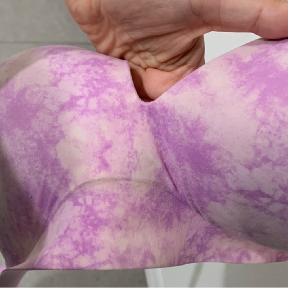 Incredible by VS padded no wire bra - Picture 10 of 11